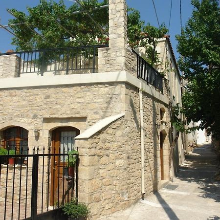 Villa Eleva Aryiroúpolis エクステリア 写真